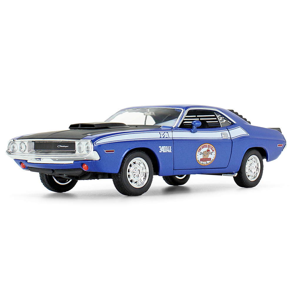 49-3173B1: The Busted Knuckle Garage 
1/24 scale 1970 Dodge Challenger Diecast Replica