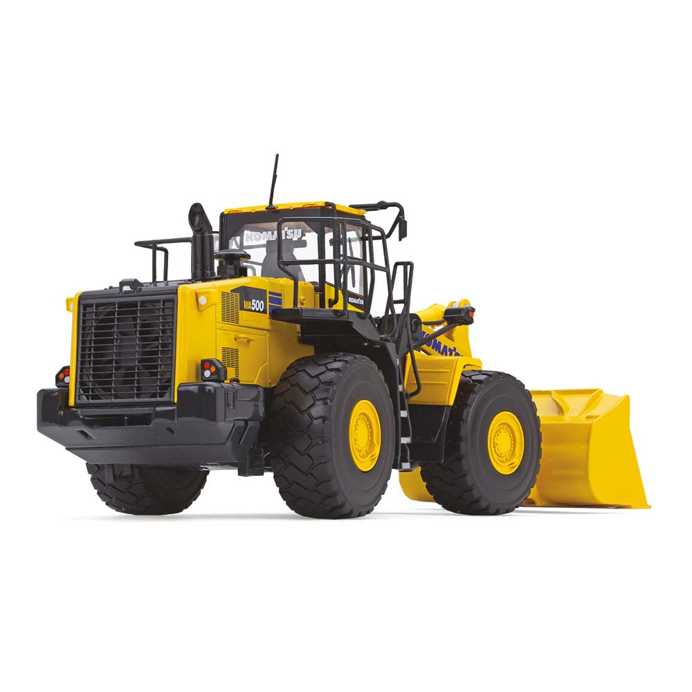 50-3262: Komatsu WA500-7
Komatsu 1/50 scale WA500-7 Wheel Loader