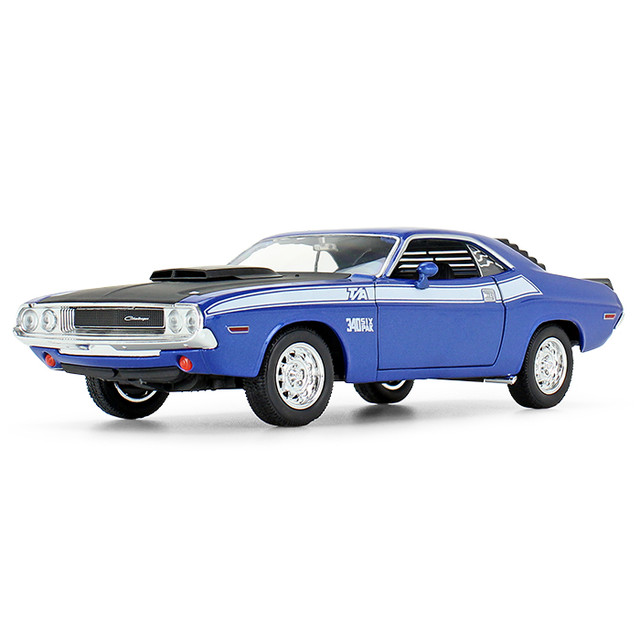 49-3173: Blue
1/24 scale 1970 Dodge Challenger Diecast Replica
