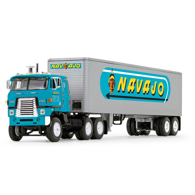 60-1167: Fallen Flag #40 Navajo Freight Lines
1/64 scale International Transtar COE and 40' Vintage Trailer