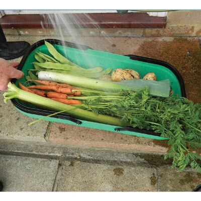 Kinsman Garden Company Colander Trug - Thumbnail 3
