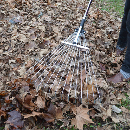 Darlac  Leaf Rake - Telescopic and Expandable Darlac  Leaf Rake - Telescopic and Expandable