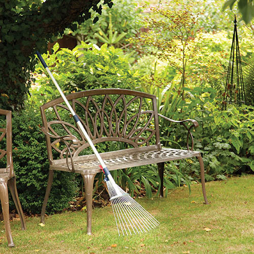 New! Expanding Leaf Rake