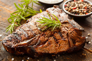 LIMITED RESERVE - T-Bone Steak cooked