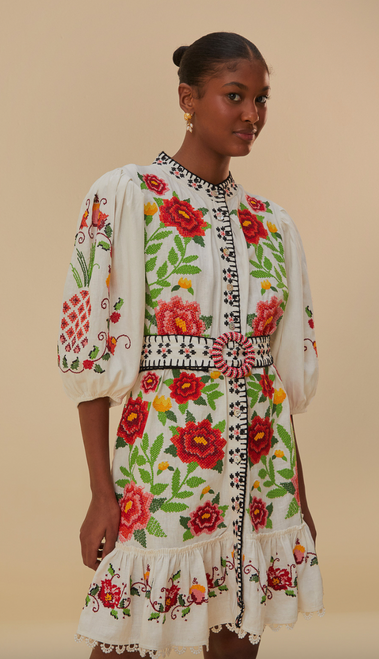 EMBROIDERED CARMINA FLORAL OFF-WHITE SHORT SLEEVE