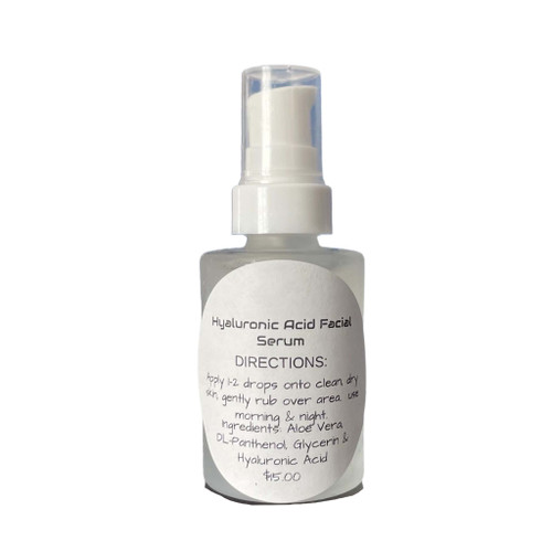 Use morning and night, two drops is all you need!

Aloe Vera, DL-Panthenol, Glycerin nd Hyaluronic Acid. 1 ounce