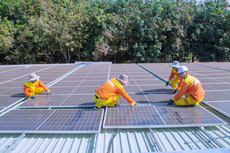 ​Where to Put Solar Inverter – Optimal Placement Guide