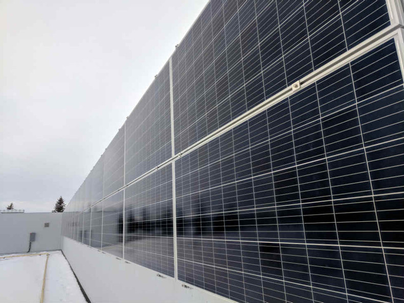​Colored BIPV: Examining How PV Colors Affect Efficiency of Energy