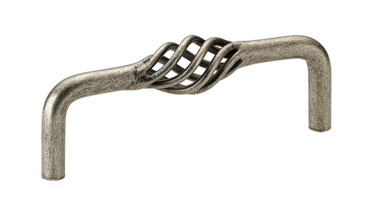 BP10696908 Traditional Metal Pull - 106 | Kunal Kitchens