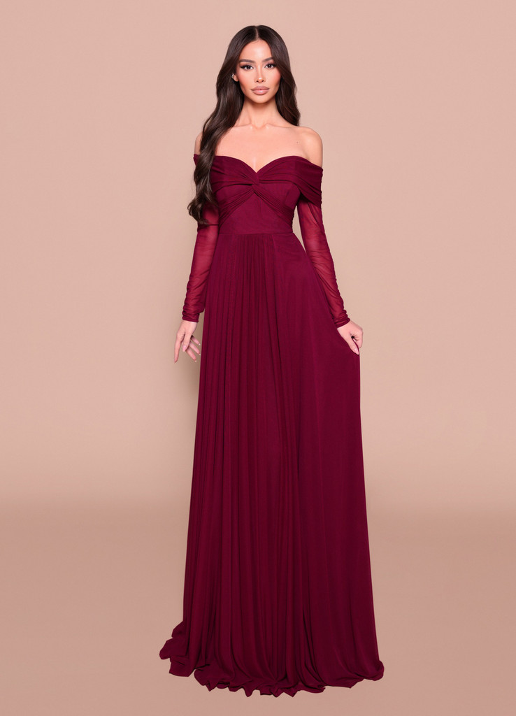Nicoletta NBM3025 Gown - Wine
