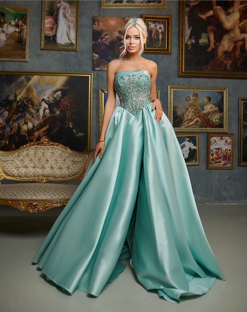 Tina Holly Valerie Gown - Mint