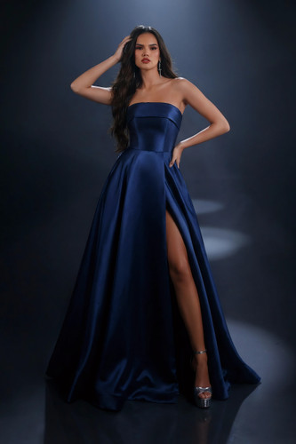 Nicoletta NC4007 Gown - Navy