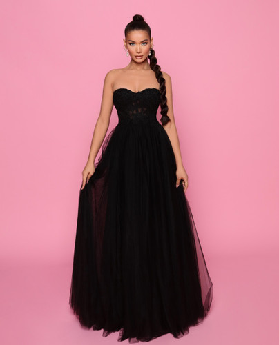 Nicoletta NP147 Gown - Black