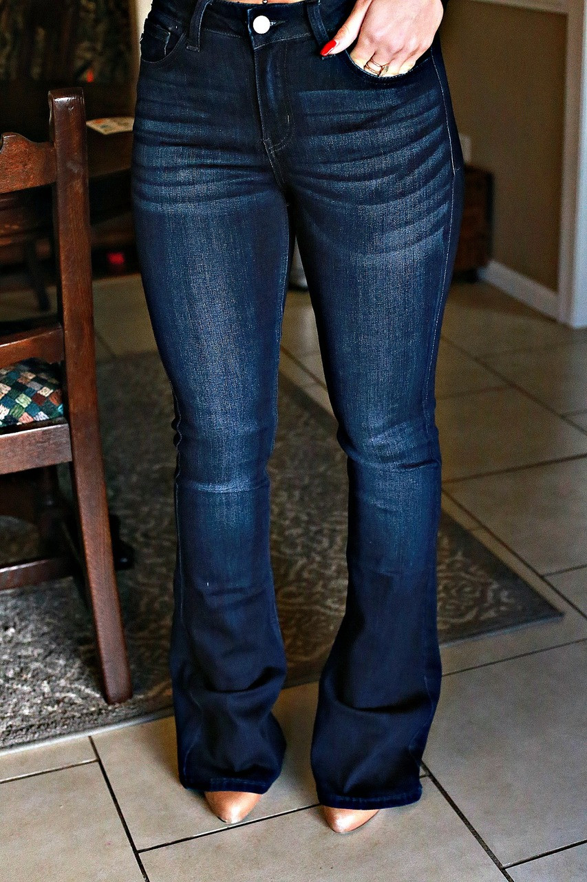 dark wash flare jeans boutique