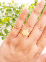 Carolina Clover Ring: Gold 