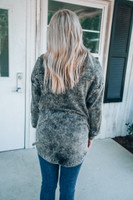 Sounds Good Acid Wash Shacket: Ash Black