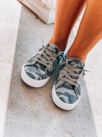 Blowfish Play: Natural City Kitty