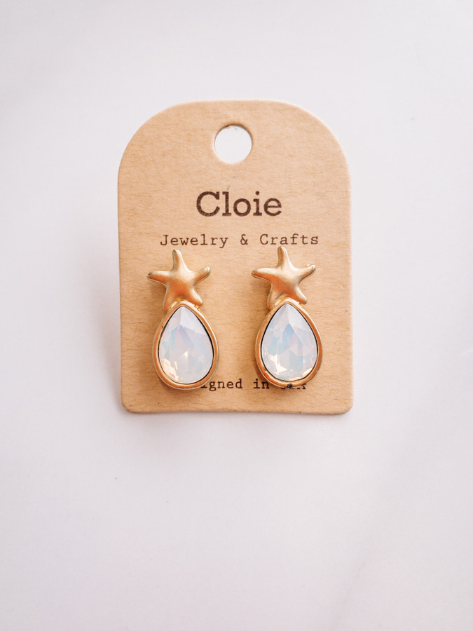 Frida Stud Earrings: Gold 