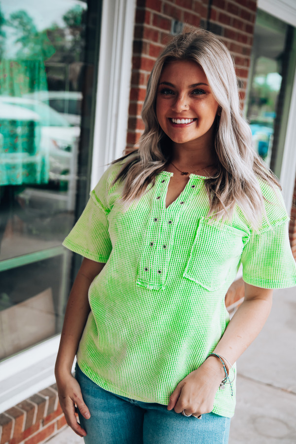 Don't Waste Time Top: Neon Green - Off the Racks Boutique