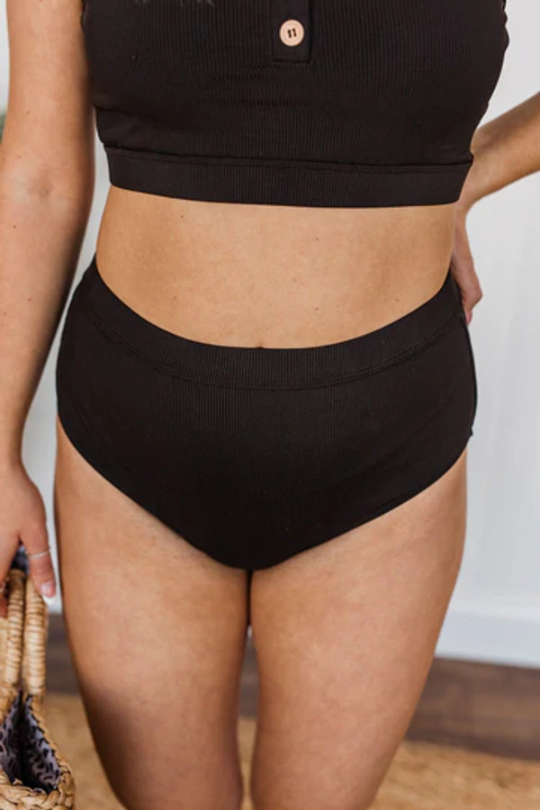 Sandy Shores Ribbed Knit Swim Bottoms: Black Sandy Shores Ribbed Knit Swim Bottoms: Black