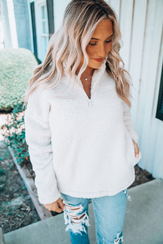 Late Goodbye Sherpa Pullover: Bone - Off the Racks Boutique