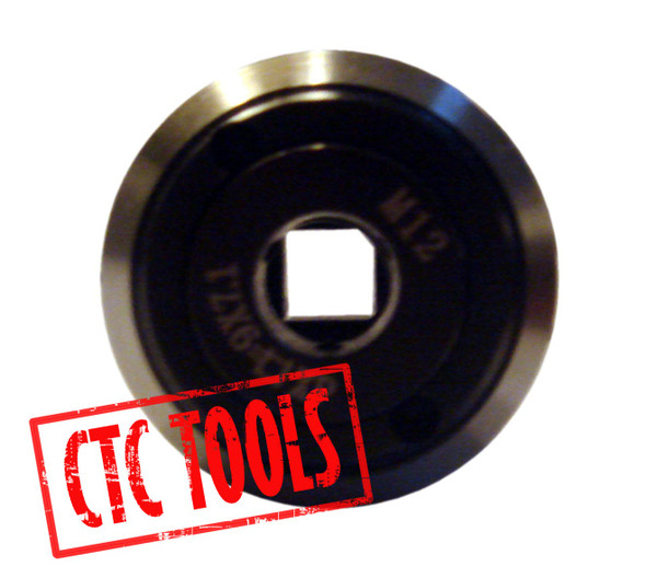 CTC Tools - ER32 tapping collet with torque limiter, ensuring controlled threading operations.