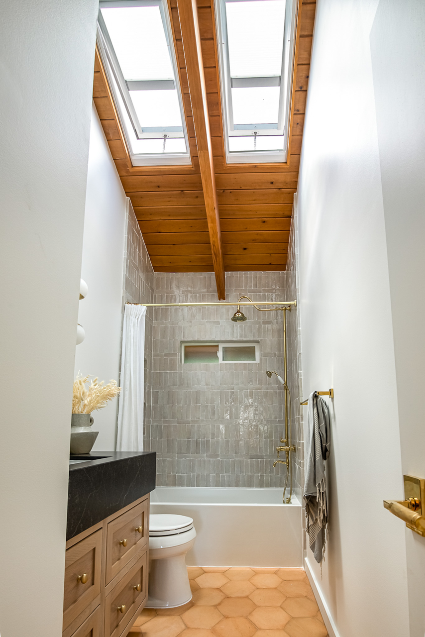 Stunning Retractable Skylight Bathroom Ideas image