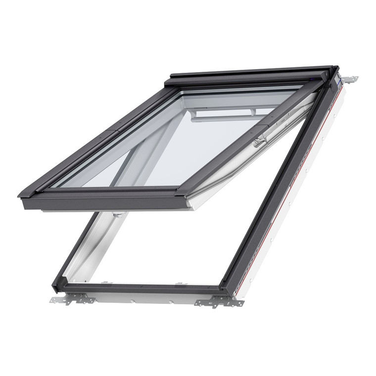 Front View of GPU PK10: A top-hinge Roof Window perfect for in-reach places.