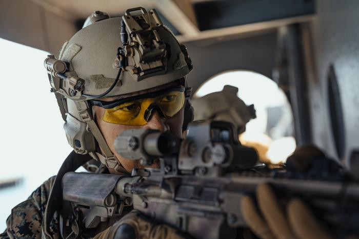 米軍実物 Revision Sawfly タクティカルゴーグル 交換レンズ付き Sawfly Eyewear 2-Lens Kit | Revision Military