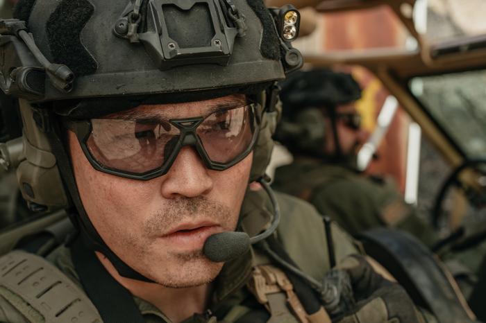 Revision Military Expands Capabilities with New Photochromic Lenses in StingerHawk® and SlingShot Eyewear
