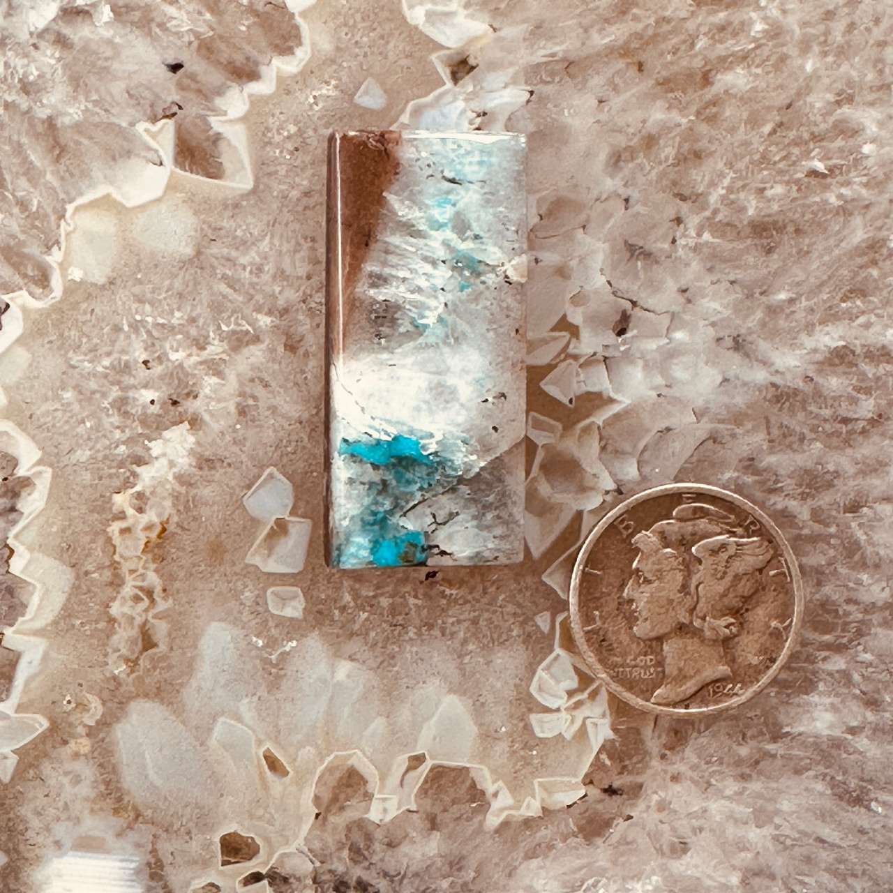 Bisbee Turquoise in Quartz Cab - Durango Silver Company Online