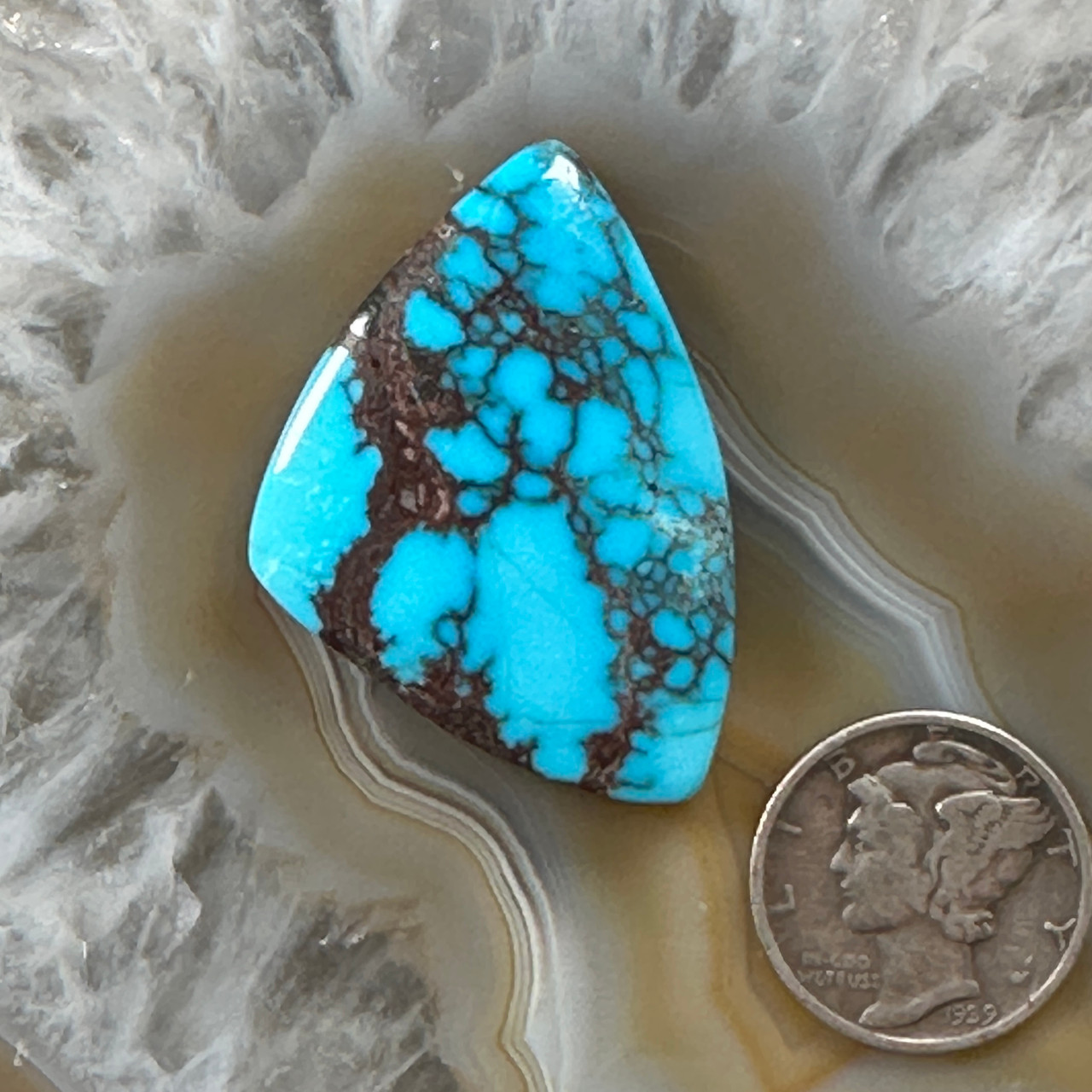 A stunning Bisbee Spiderweb Turquoise Gemstone - Durango Silver