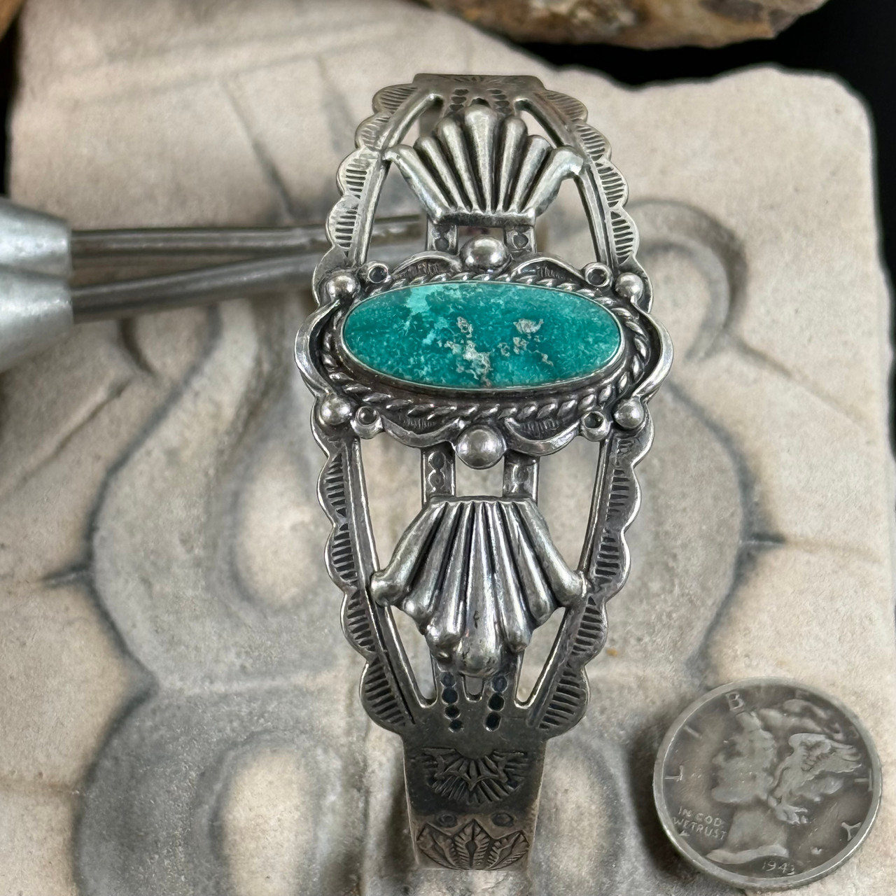 Silver arrow vintage Navajo turquoise bracelet