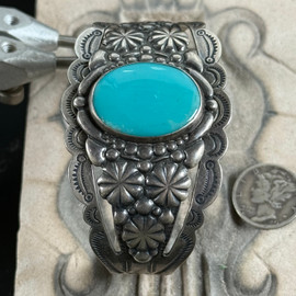 Beautiful Fred Harvey style vintage Turquoise bracelet