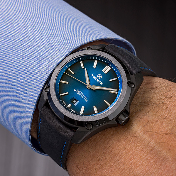 Formex Essence Leggera 41mm Automatic Chronometer Electric Blue