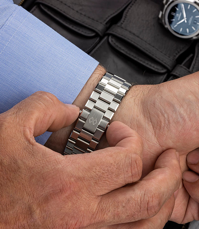 Formex Essence ThirtyNine Automatic Chronometer Space Glacier