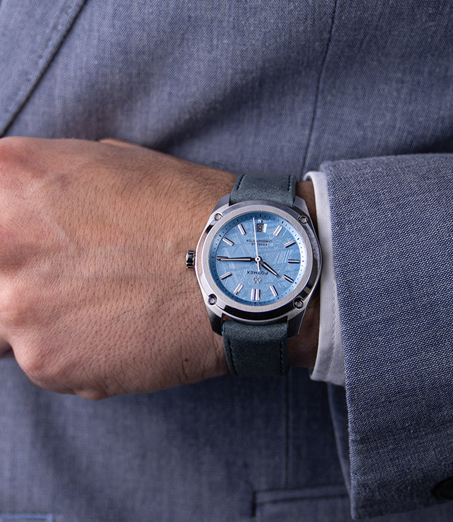 Formex Essence ThirtyNine Automatic Chronometer Space Glacier
