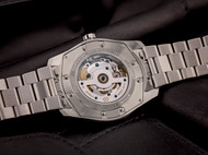 What Is an Automatic Watch? Functionality and Operation