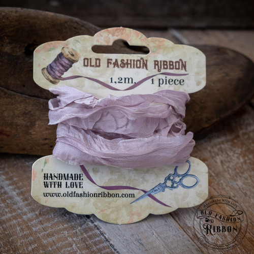 Old Fashion Ribbon Pearl Rose