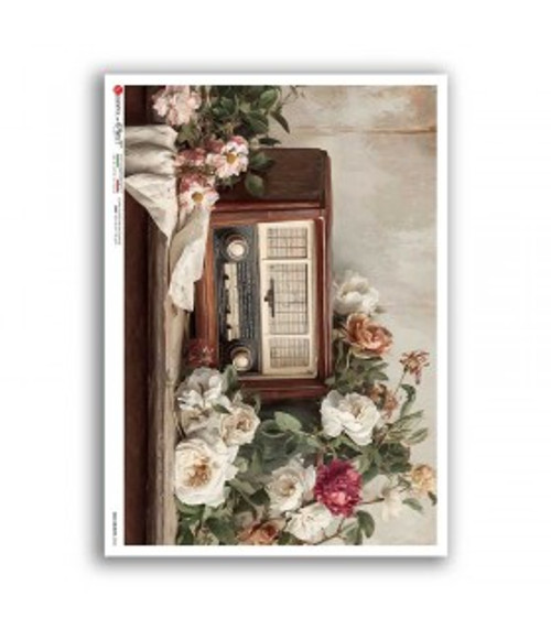 Vintage Radio with Roses