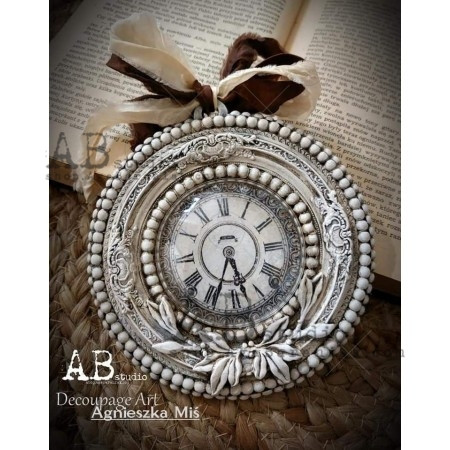 Timeless Clock Faces – Vintage Collection