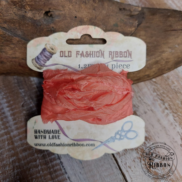 Old Fashion Ribbon Coral