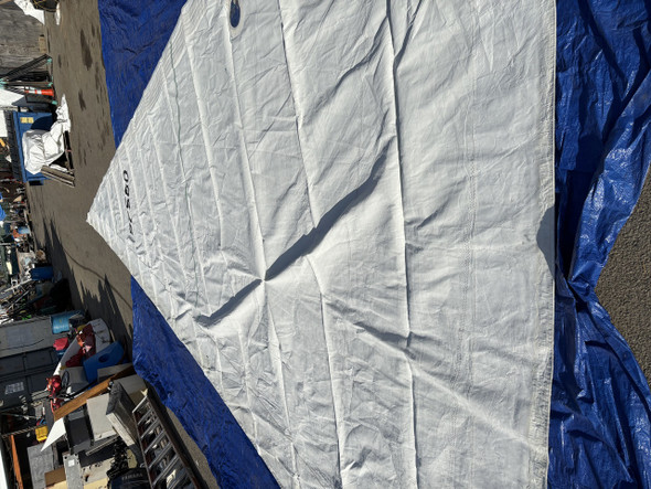 Genoa	41'5"	40'9"	19'7"