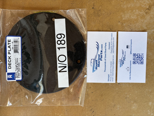 TH Marine 5 5/8" Deck Plate