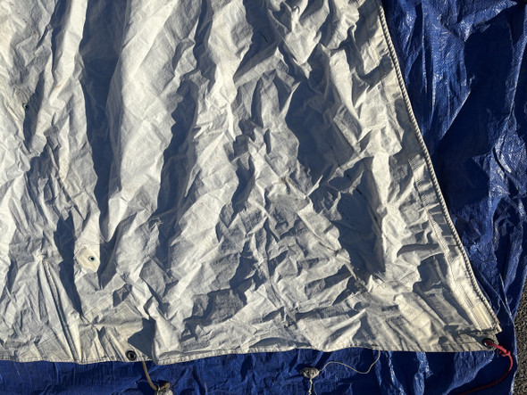 Mainsail	22'4" by 23'9" by 7'3"