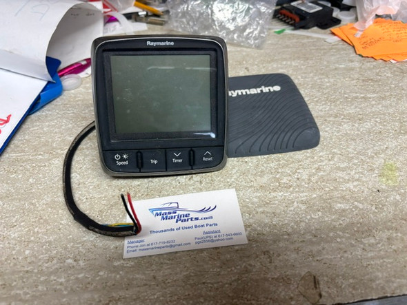 Raymarine Speed Instrument E700580950065