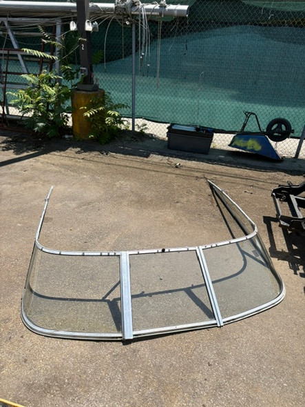 Windshield for a 2001 25'4" Larson Cabrio