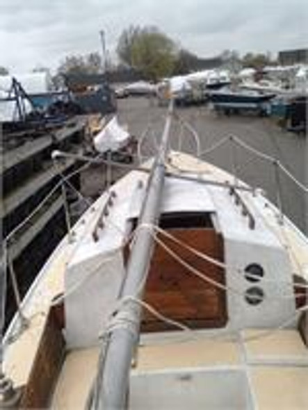 Mast for a 26' Pearson Ariel