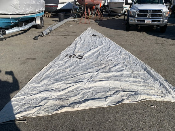 Mainsail 25'1" by 27'1" by 10'3"