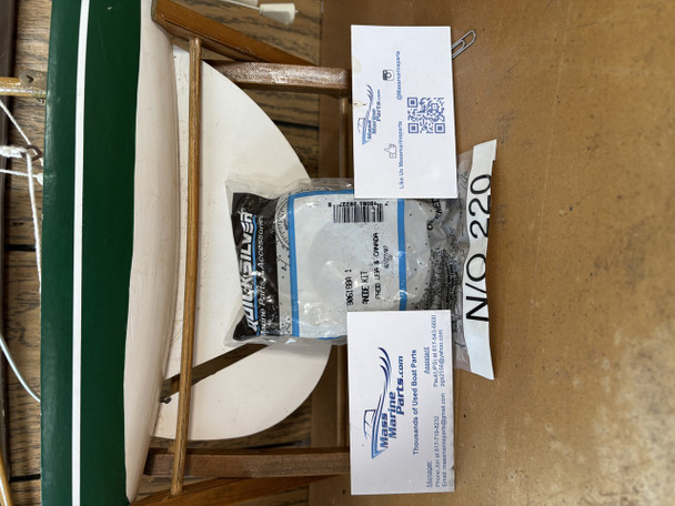 Quicksilver B06188A 1